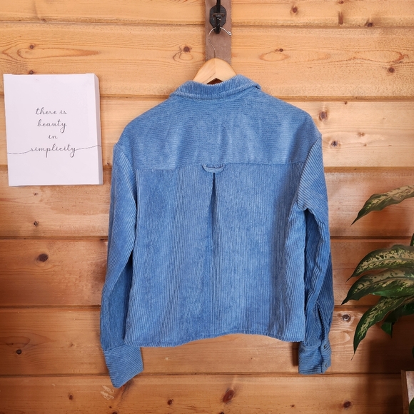 Jolie & Joy Blue Crop Corduroy Jacket Pocket Oversize Terrycloth Shacket Size S - Picture 7 of 10
